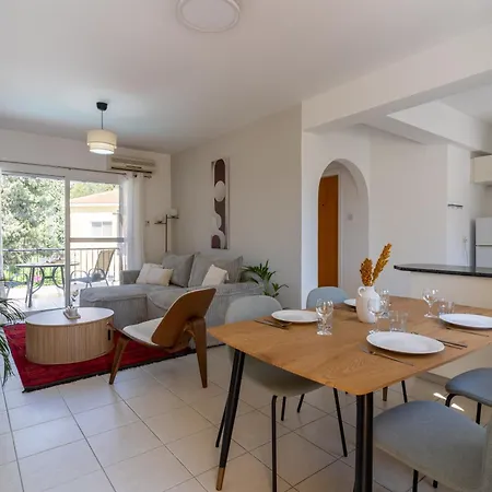 Апартаменты Stylish One Bedroom At Harbour